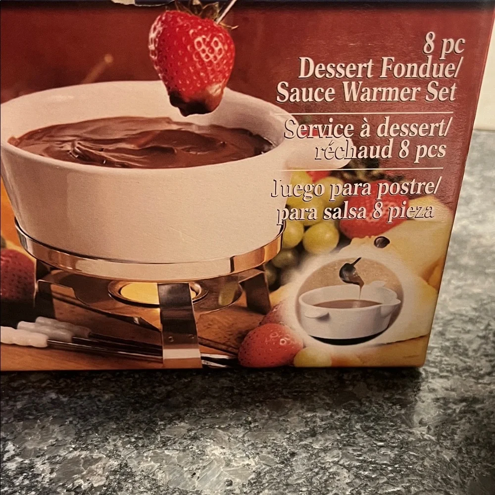 TRUDEAU White ceramic Fondue Set with Black Handles